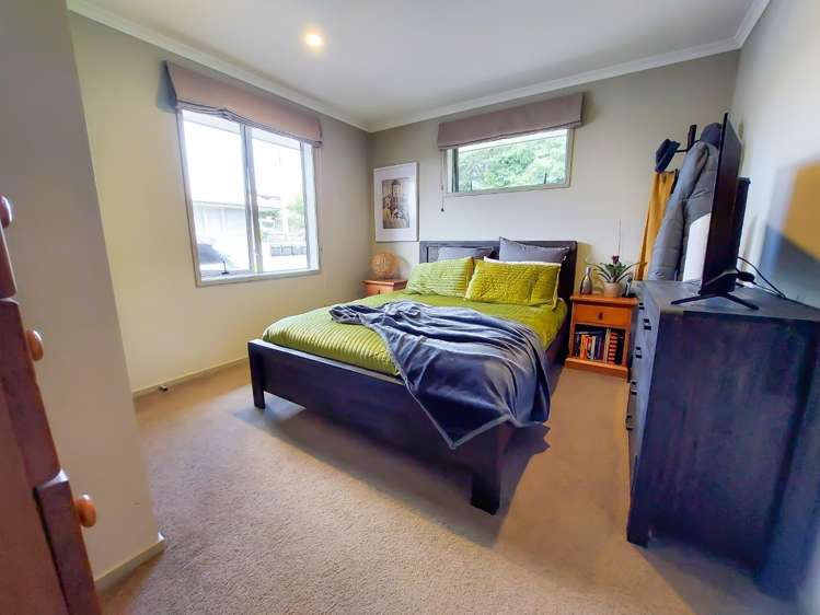 4/3 Edgecumbe Street 3295_4