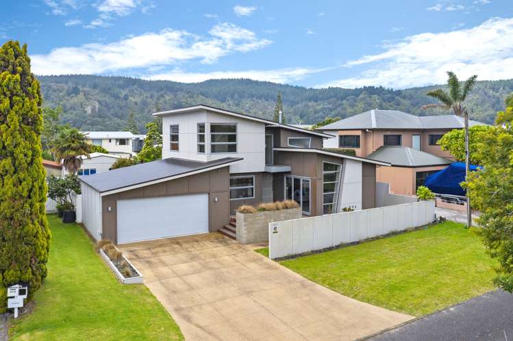 404 Harbour View Road Whangamata_1