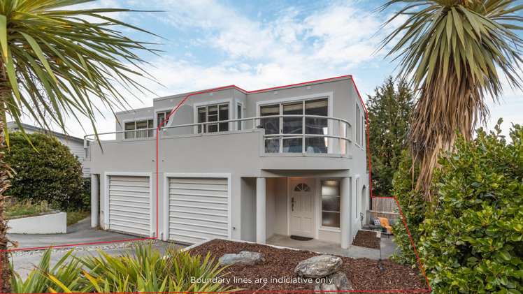 19b Wynyard Crescent Fernhill/Sunshine Bay_5