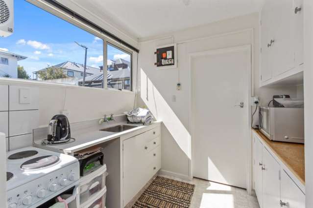 1-4/34 Tonbridge Street Merivale - Christchurch City_3