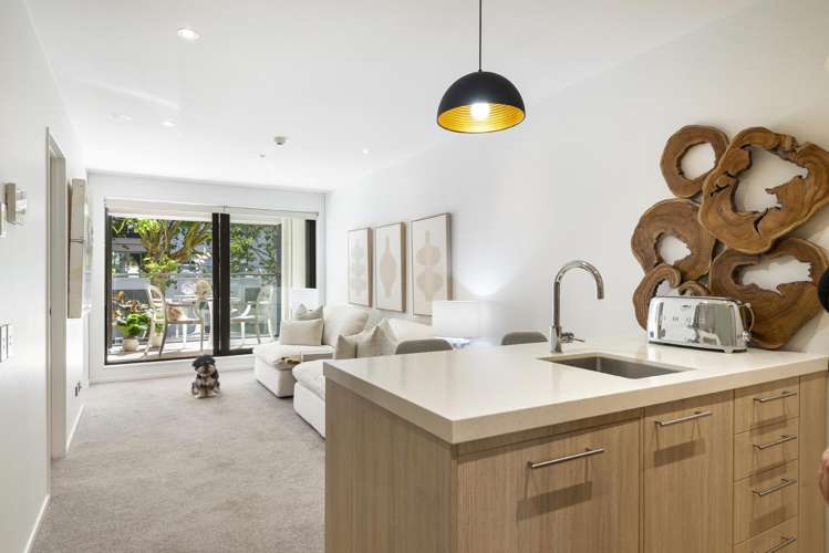 101/5 Howe Street Auckland Central_12