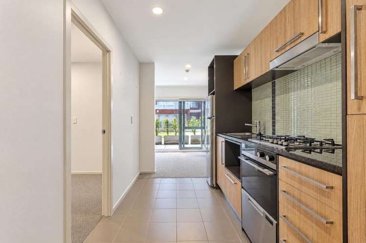 127/4 Wagener Place 1727_7