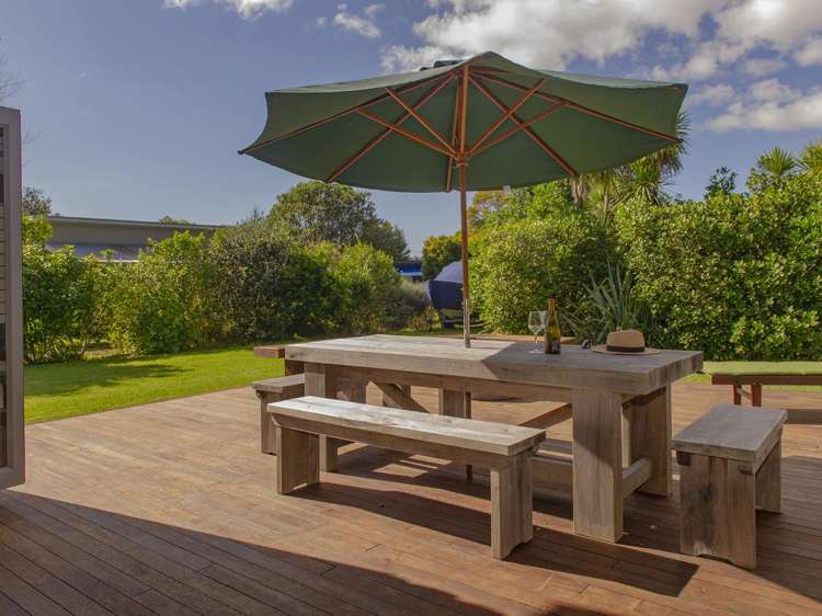 9 Taunui Place Cooks Beach_28