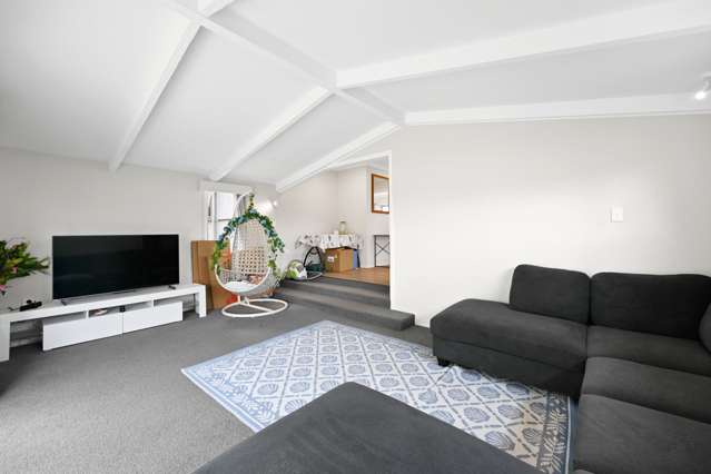 28 Pine Avenue Bader_3