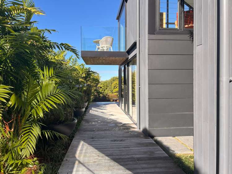 22 Bridge View Road Birkenhead_24