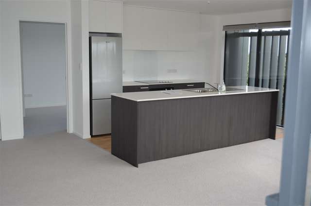 106/8 Thompson Park Rd Mount Wellington_4