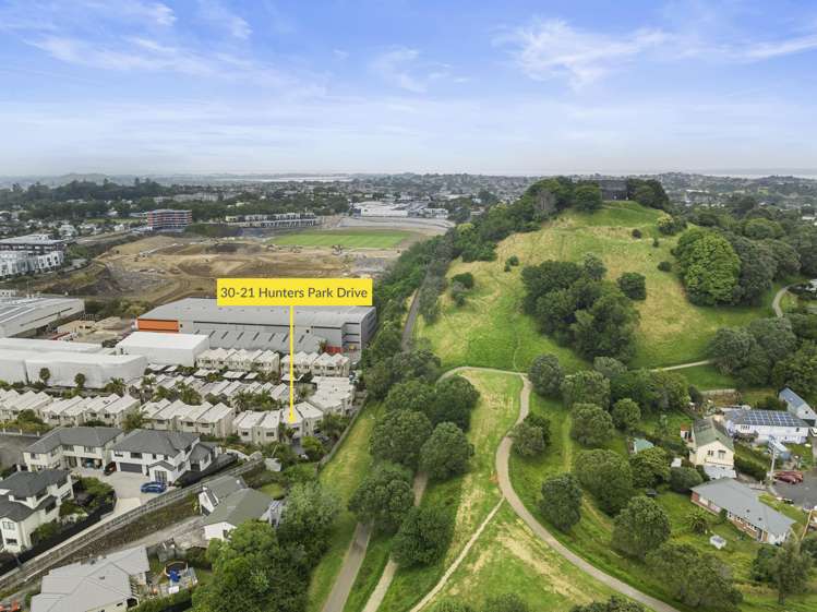 30/21 Hunters Park Drive Three Kings_15