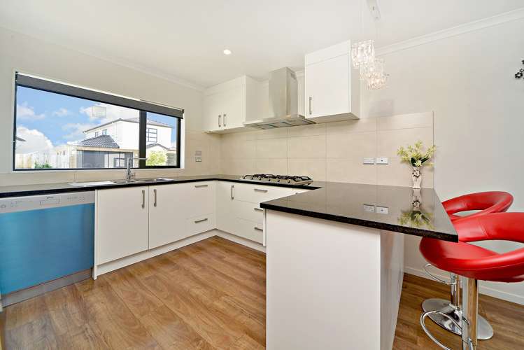 8 Tete Lane Takanini_4