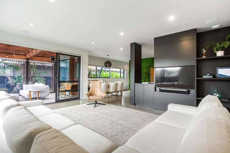9a Marellen Drive Red Beach_5