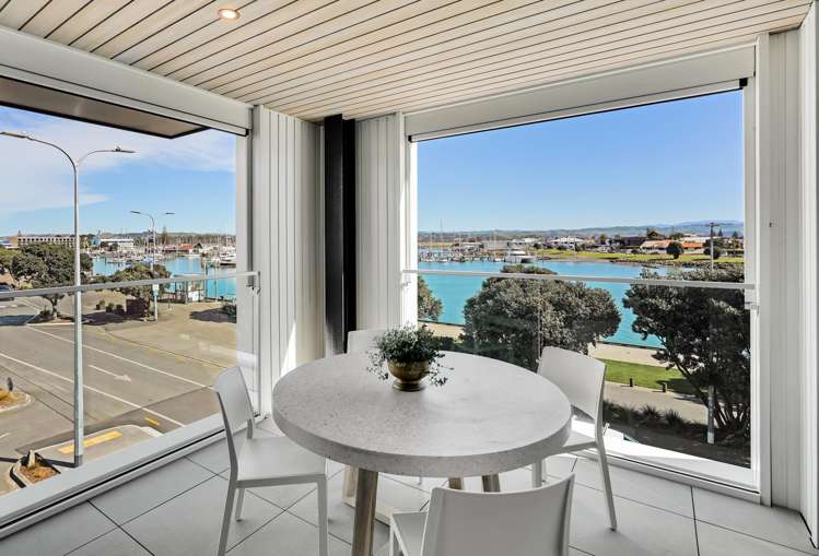 Apartment 104 Customs Quay Ahuriri_18