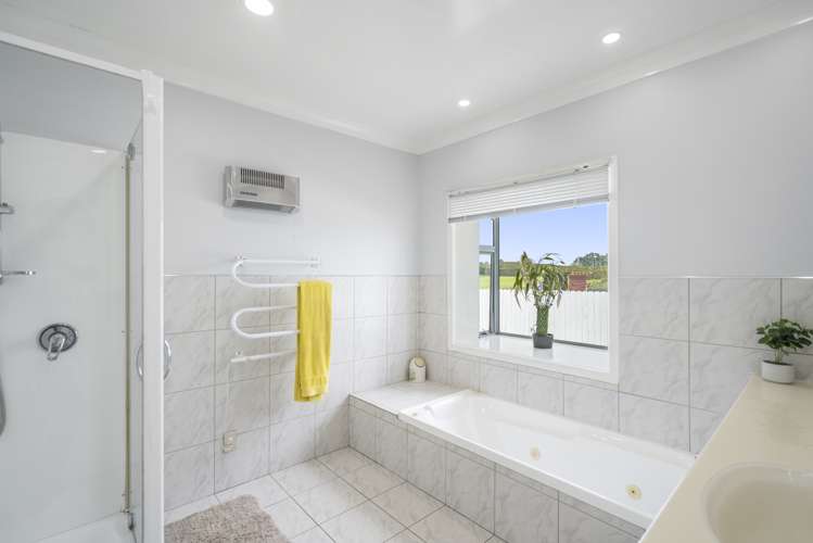 483 Glenbrook Road Kingseat_10