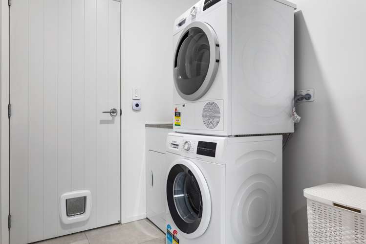 1 Karearea Drive Coastlands_16