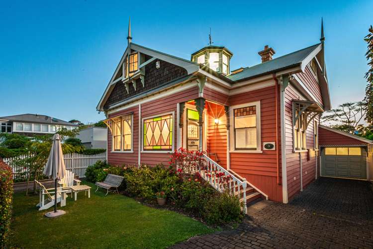 1 Oxford Terrace Devonport_21