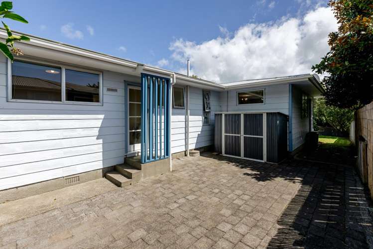 218 Main Road South Raumati South_11