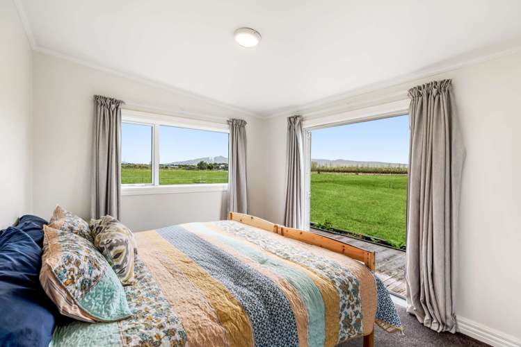 3/277 Georges Road Amberley_6