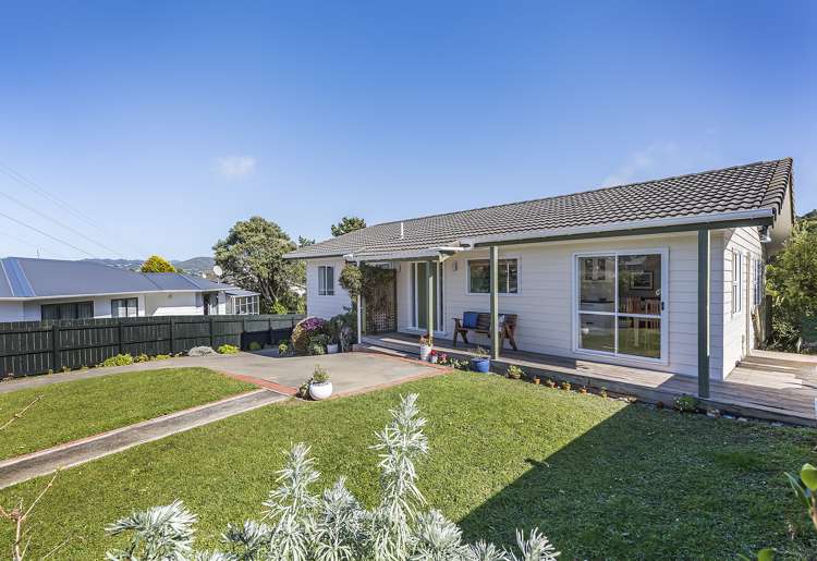 22 John Witton Drive Crofton Downs_14