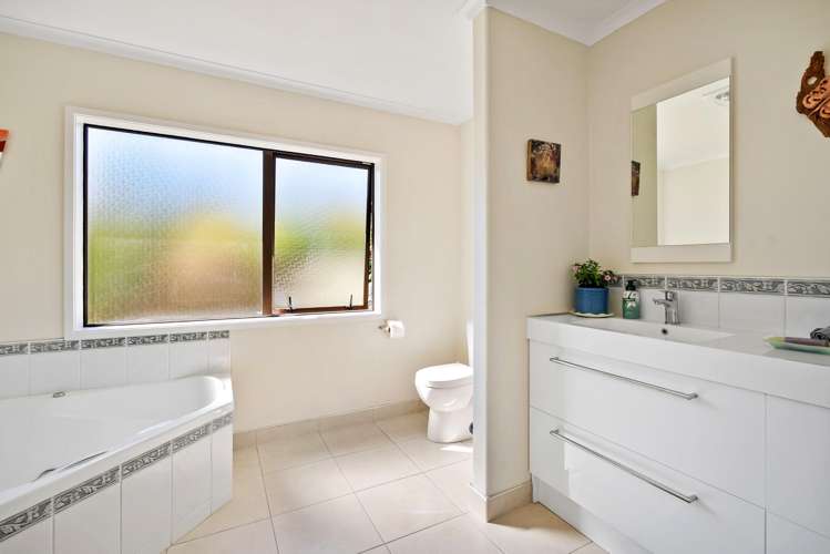 78 Kiteone Road Parua Bay_11