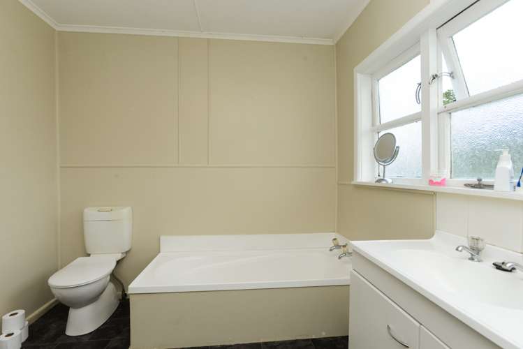 8b Knorp Street Otane_15