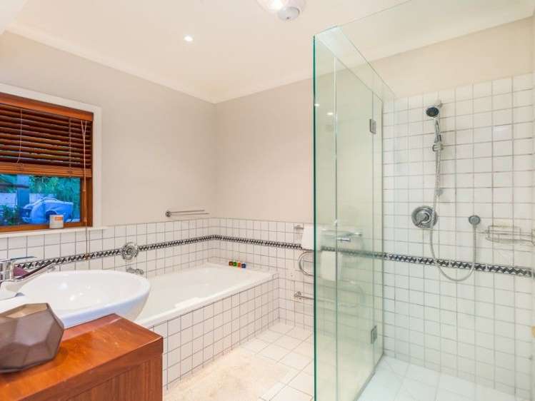 64 Kohu Road Titirangi_13