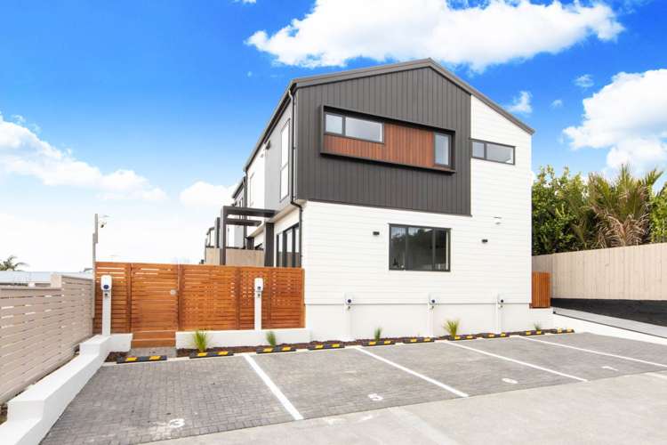 4/7 Brookfield Road Te Atatu Peninsula_16
