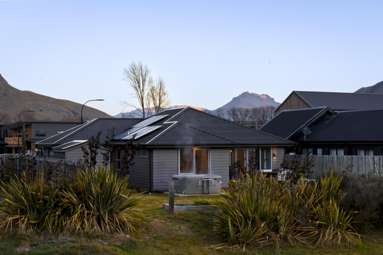 27 Walton Way_1