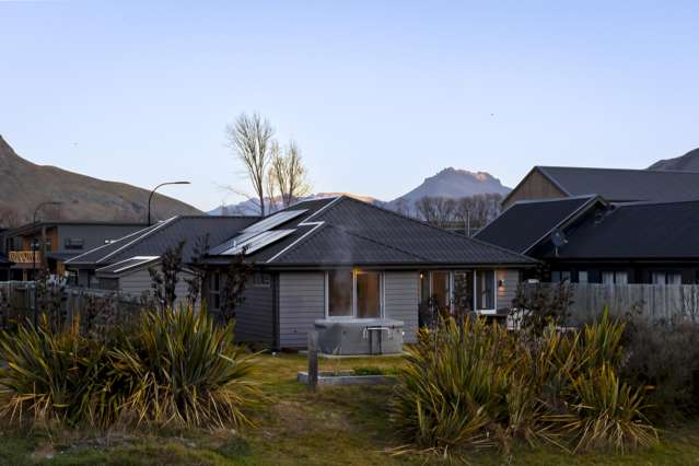 27 Walton Way Lower Shotover_1