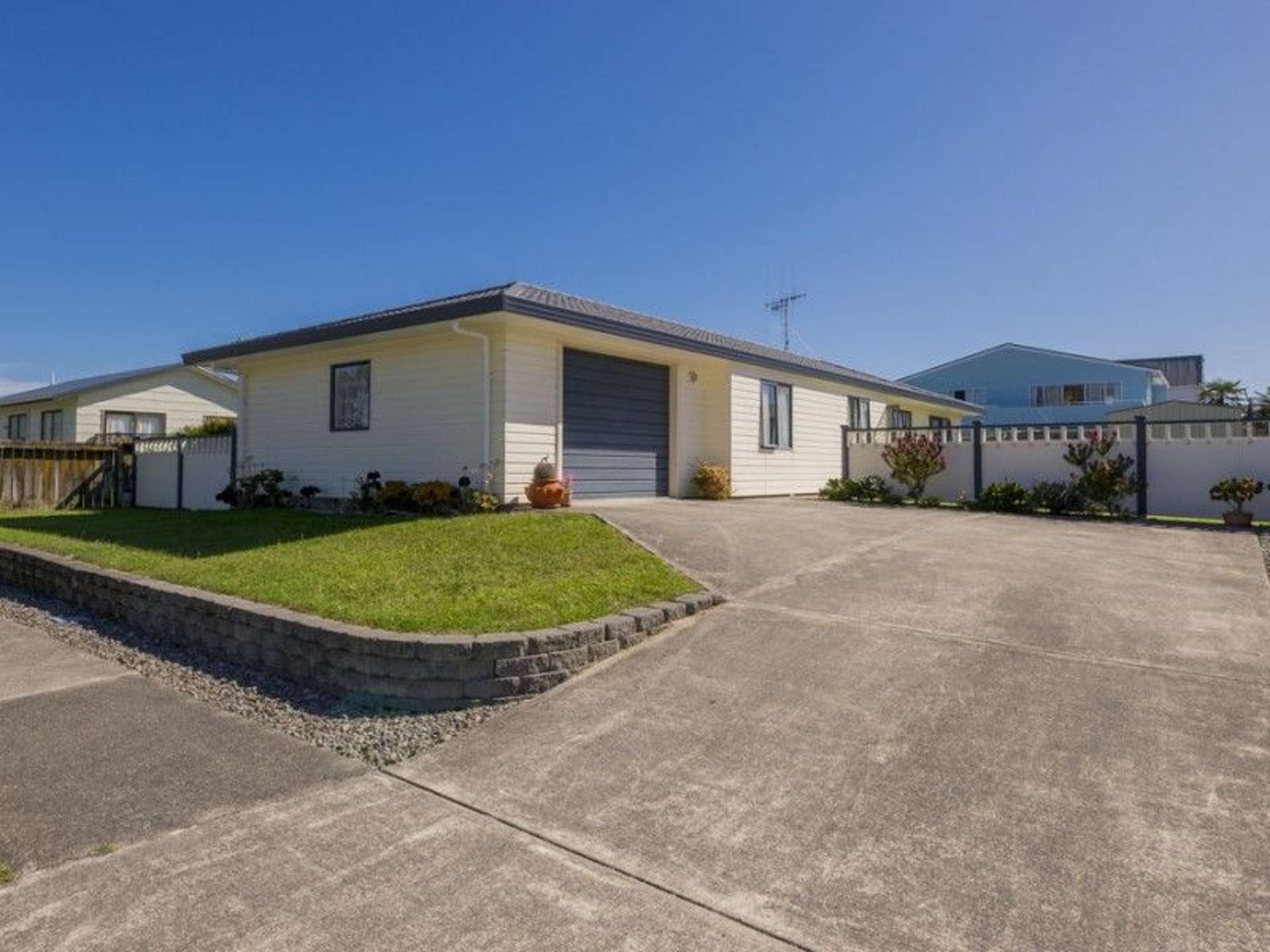 25 Scott Avenue Otaki Beach_0