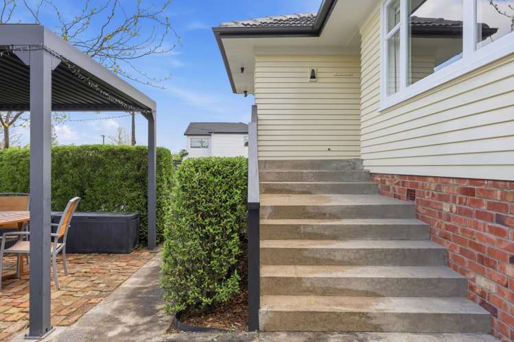 7 Stokes Avenue Te Atatu Peninsula_25