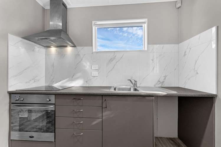 1/55 Gloucester Road_1