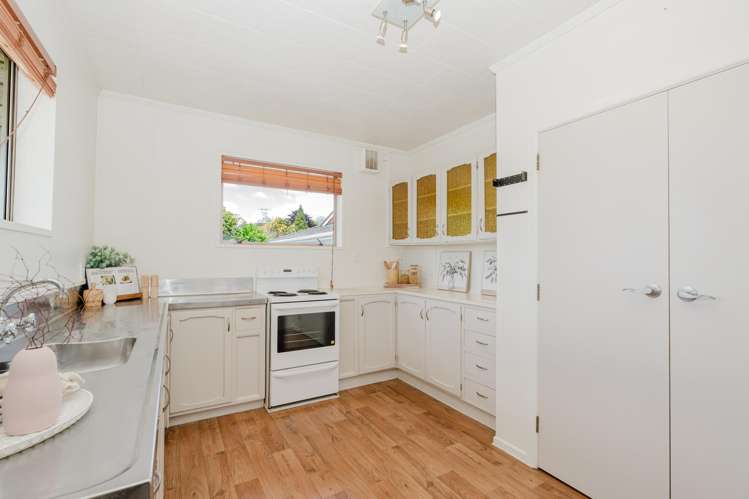 69 Tramway Road Enderley_3