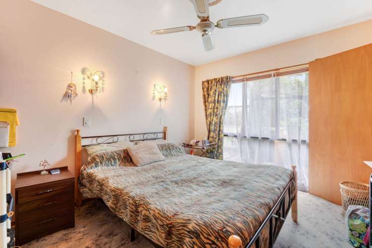 2/1 Captain Street Helensville_21