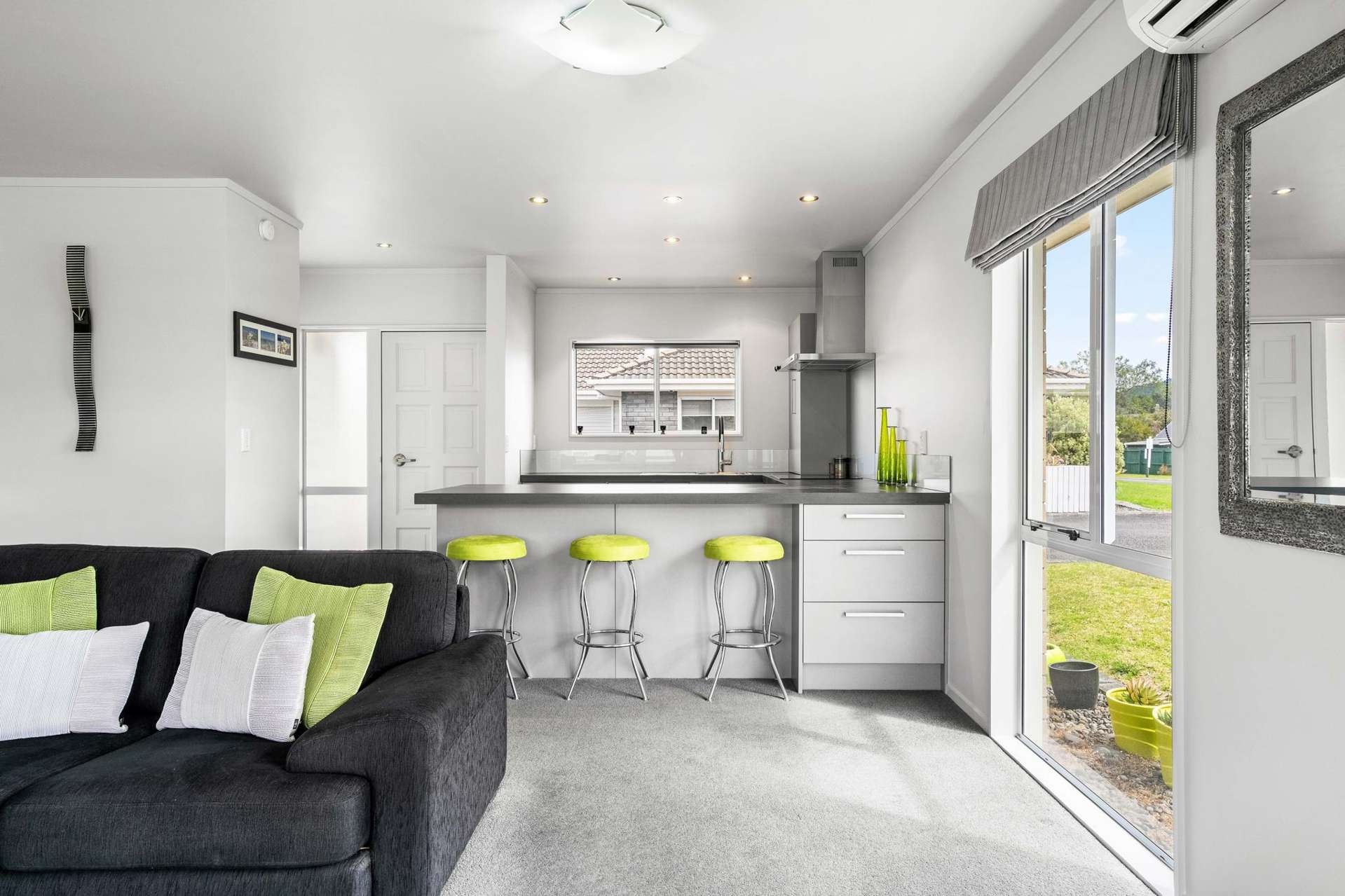 7/14 Campbell Close Whangamata_0