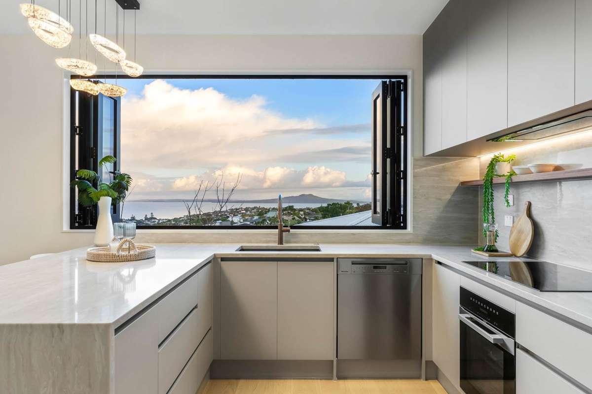 437 East Coast Road_3