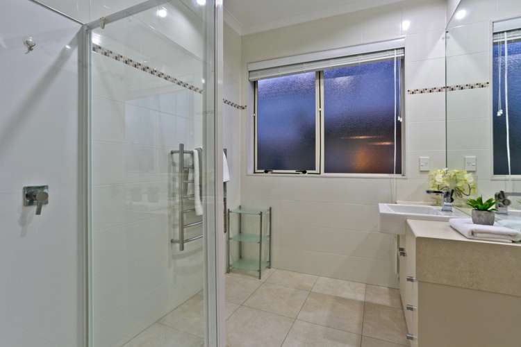 63 Laurel Oak Drive Schnapper Rock_13