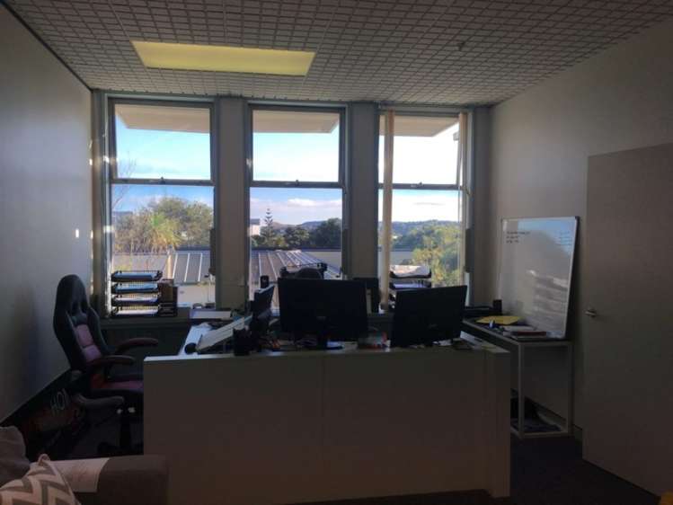 Level 1/6 Hagley Street Porirua_4