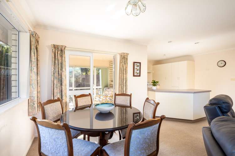 1 Wrantage Street Westown_12