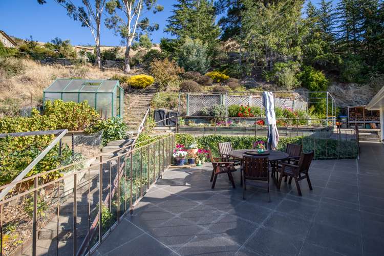 16 Edinburgh Street Green Island_19