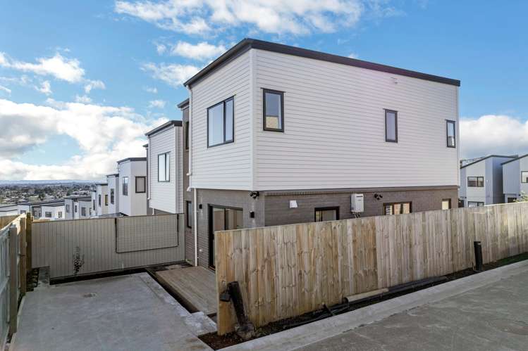 44B Crestview Rise Papakura_18