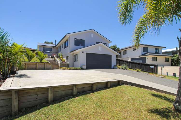 17 Donald Street Stanmore Bay_18