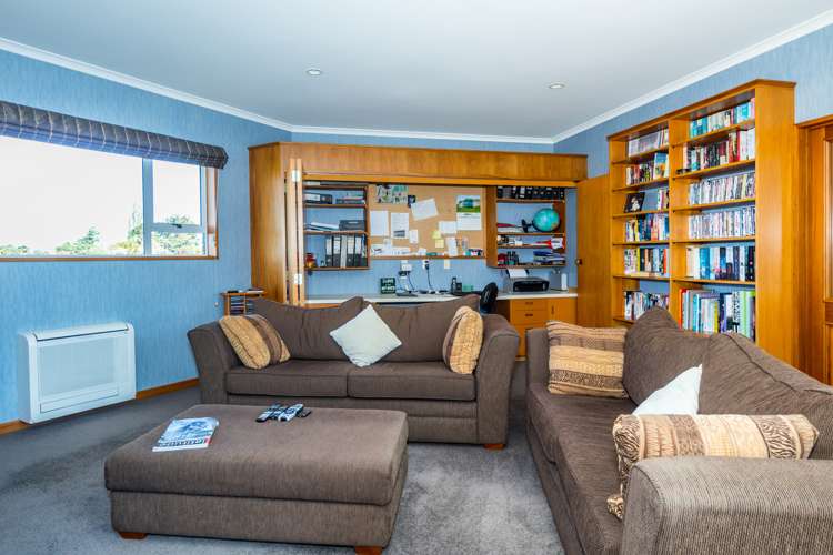 719 Farm Road Orton_15