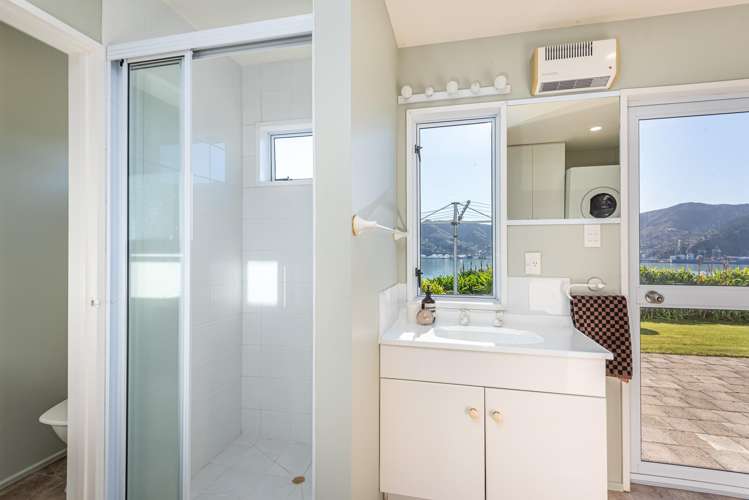 2/35 Ranui Crescent Diamond Harbour_17