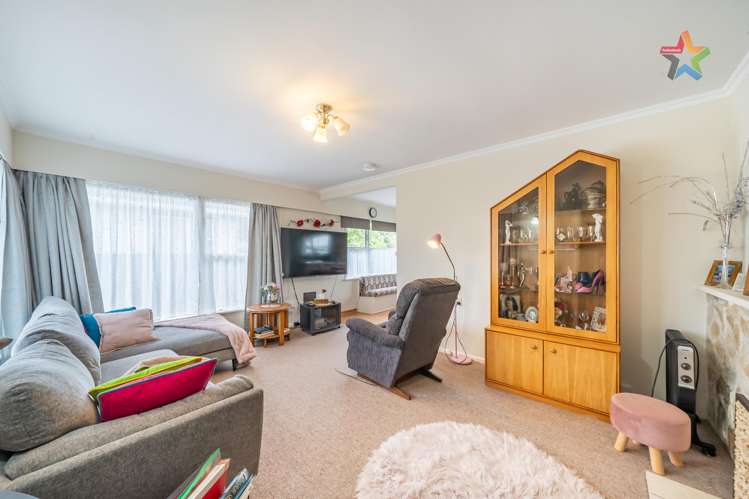 22 Ruthven Road Wainuiomata_7