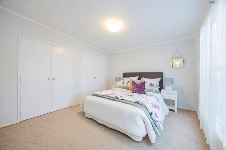 2/6 Northcote Road Takapuna_12