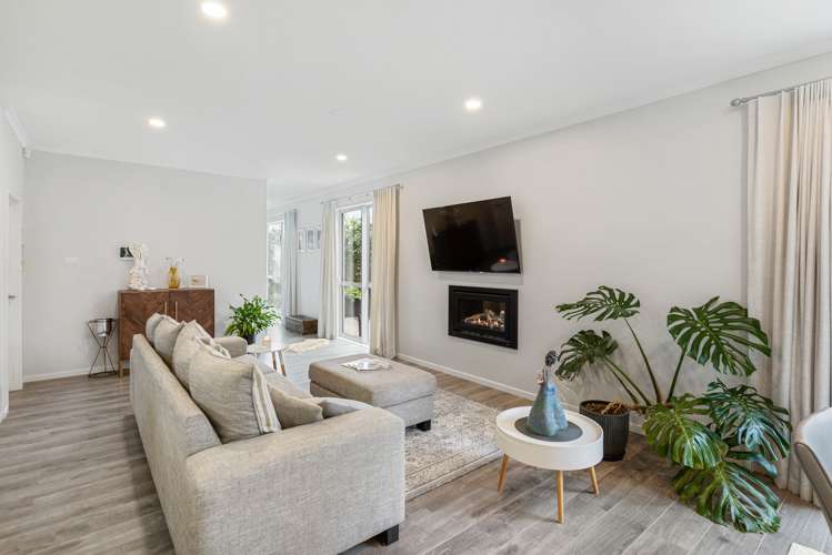 15 Atalanta Way Beachlands_12