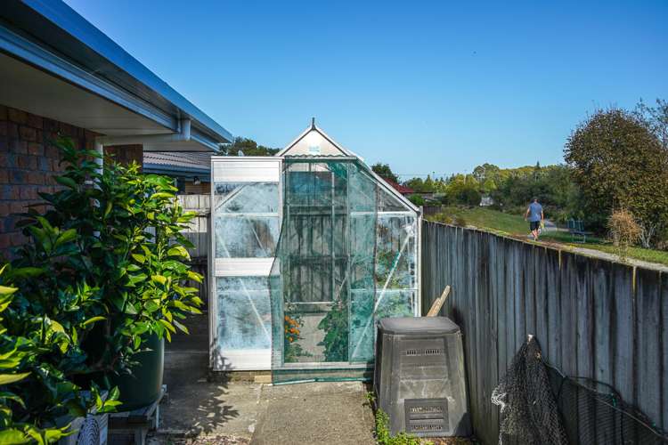 74 Kingsford Drive Stoke_15