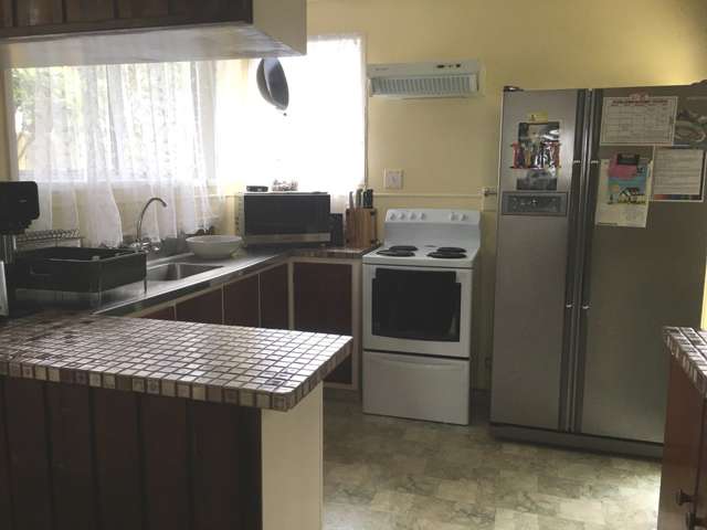 65 Captain Scott Road Glen Eden_4