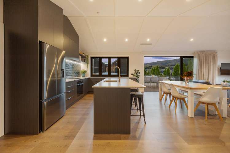 16 Blondie Drive Cromwell_8