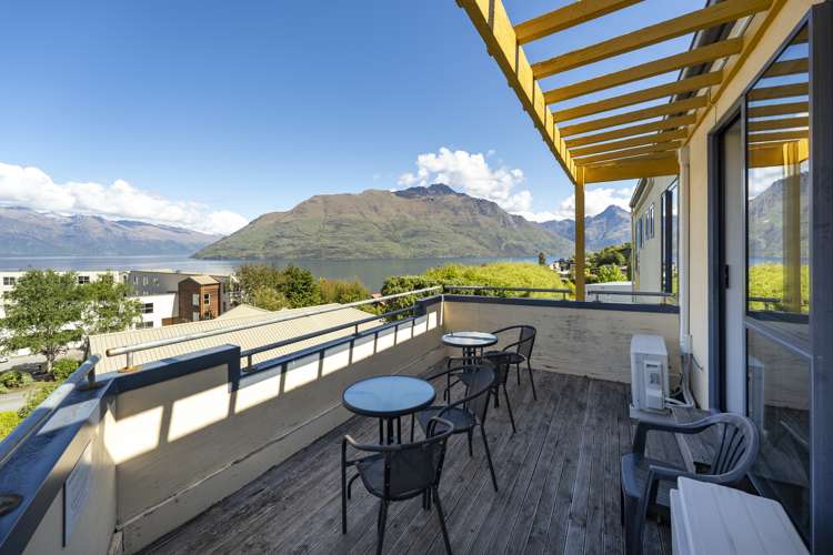 24 Sainsbury Road Fernhill/Sunshine Bay_0