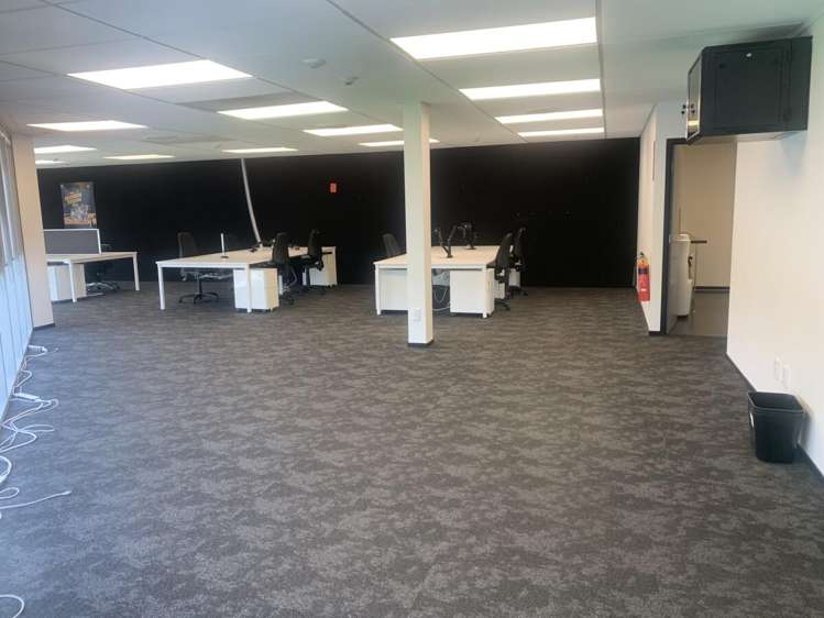 5A Armstrong Road Albany_5