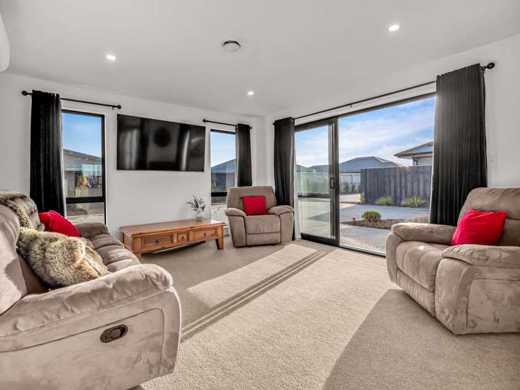 15B Strowan Avenue_2